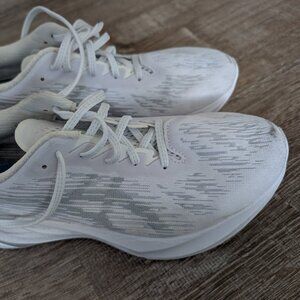 Asics Novablast 3 - missing insoles